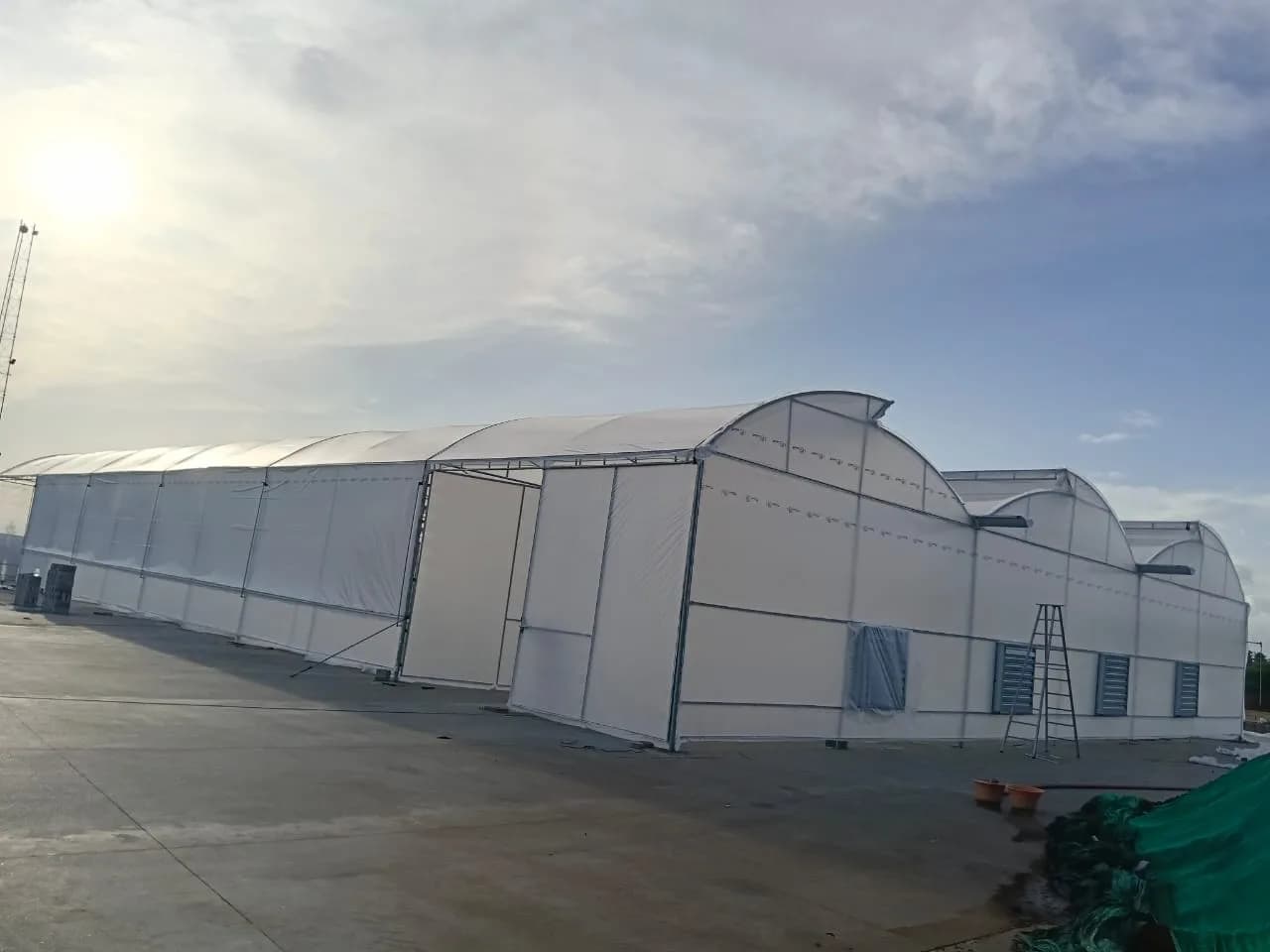 Exterior of Hexagro's large-scale automated coir pith drying facility